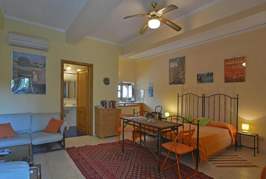 Room, B&B di Charme Camelie, Palermo