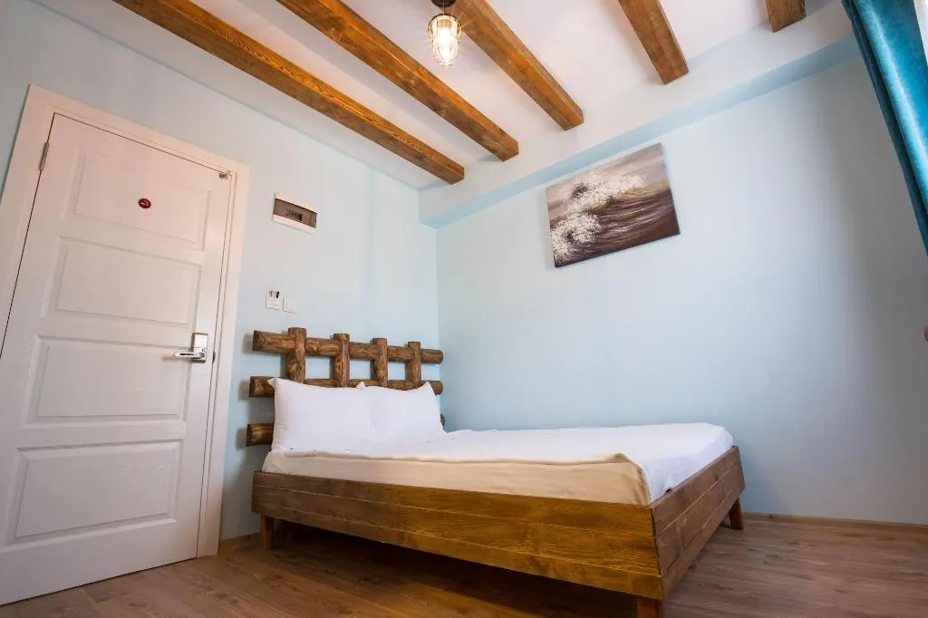 Room, Menendi Otel, Izmir