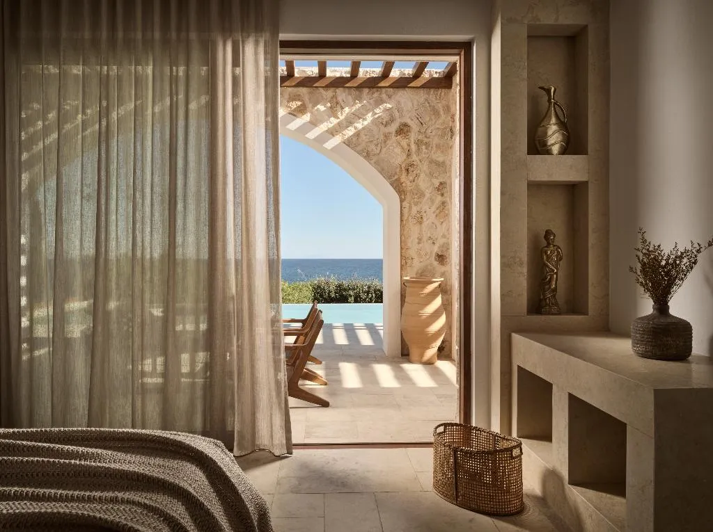VILLA THREE BEDROOMS WITH PRIVATE POOL Room, Lesante Cape, Zante