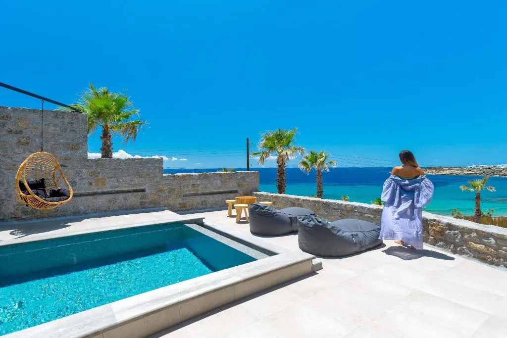 JUNIOR SUITE SEA VIEW WITH PRIVATE POOL Room, Tropicana Hotel, Mykonos