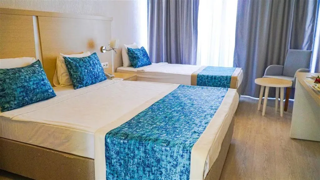 DOUBLE GARDEN VIEW Room, Pirates Park Resort, Antalya