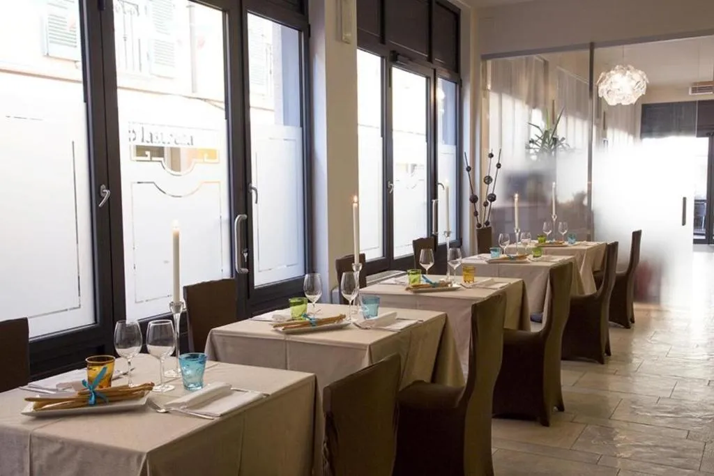 Restaurant, Primavera, Milan