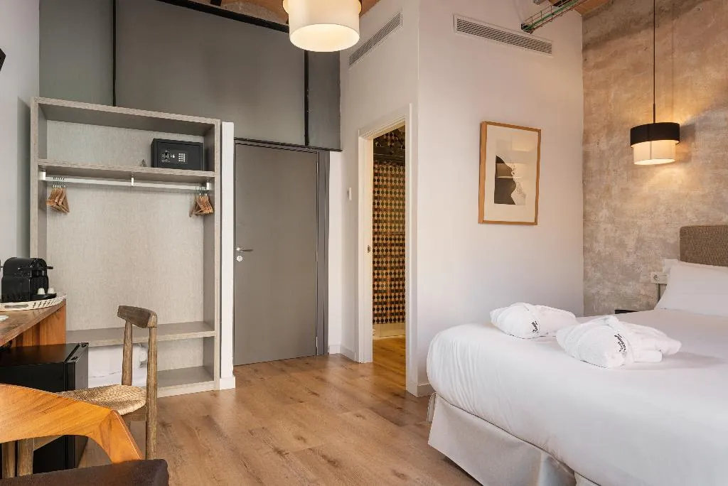Double or Twin WITH TERRACE Room, Brondo Architect, Majorca