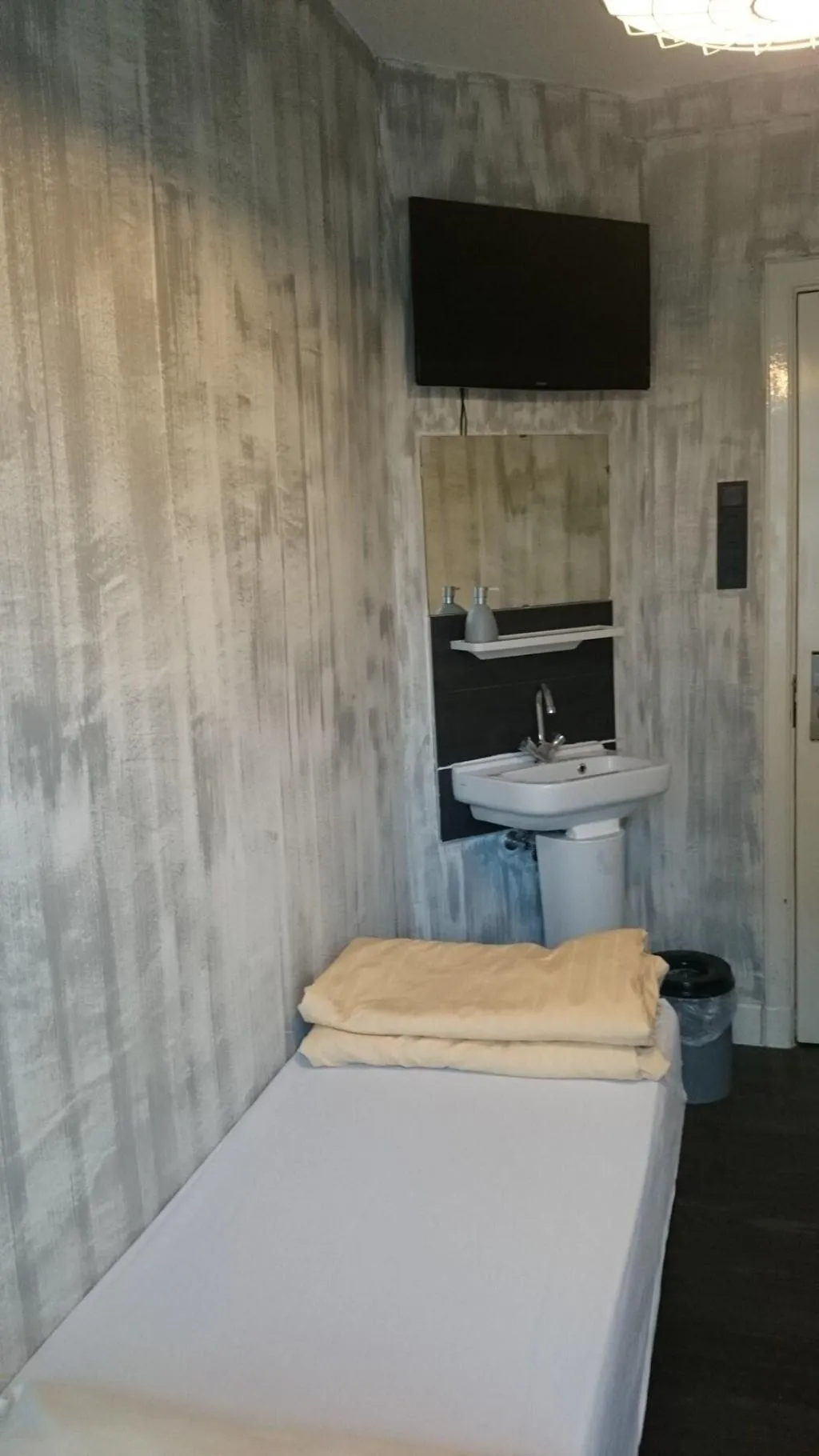Room, Amigo Budget Hostel, Amsterdam