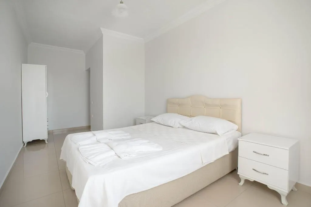 Room, Antiocha Rezidans, Izmir