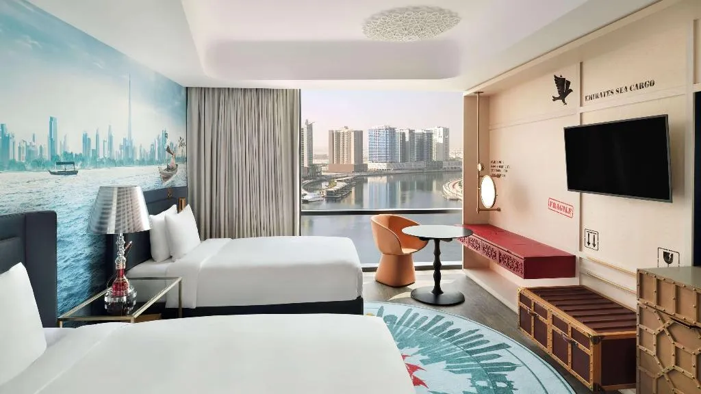 TWIN PREMIUM Room, Hotel Indigo Dubai Downtown, Dubai