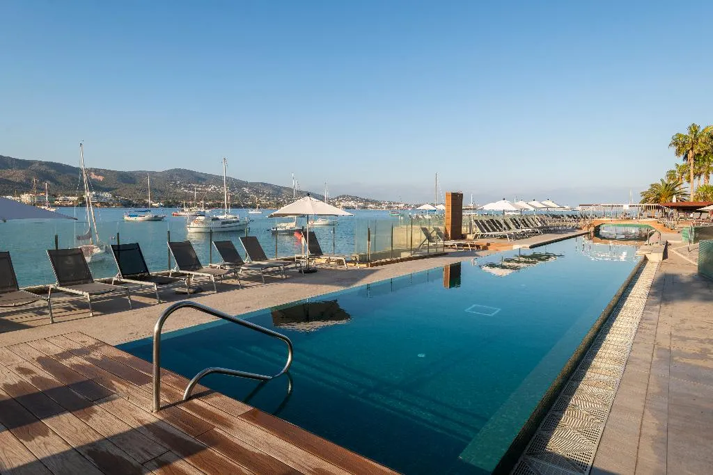 Pool, Leonardo Royal Hotel Mallorca, Majorca