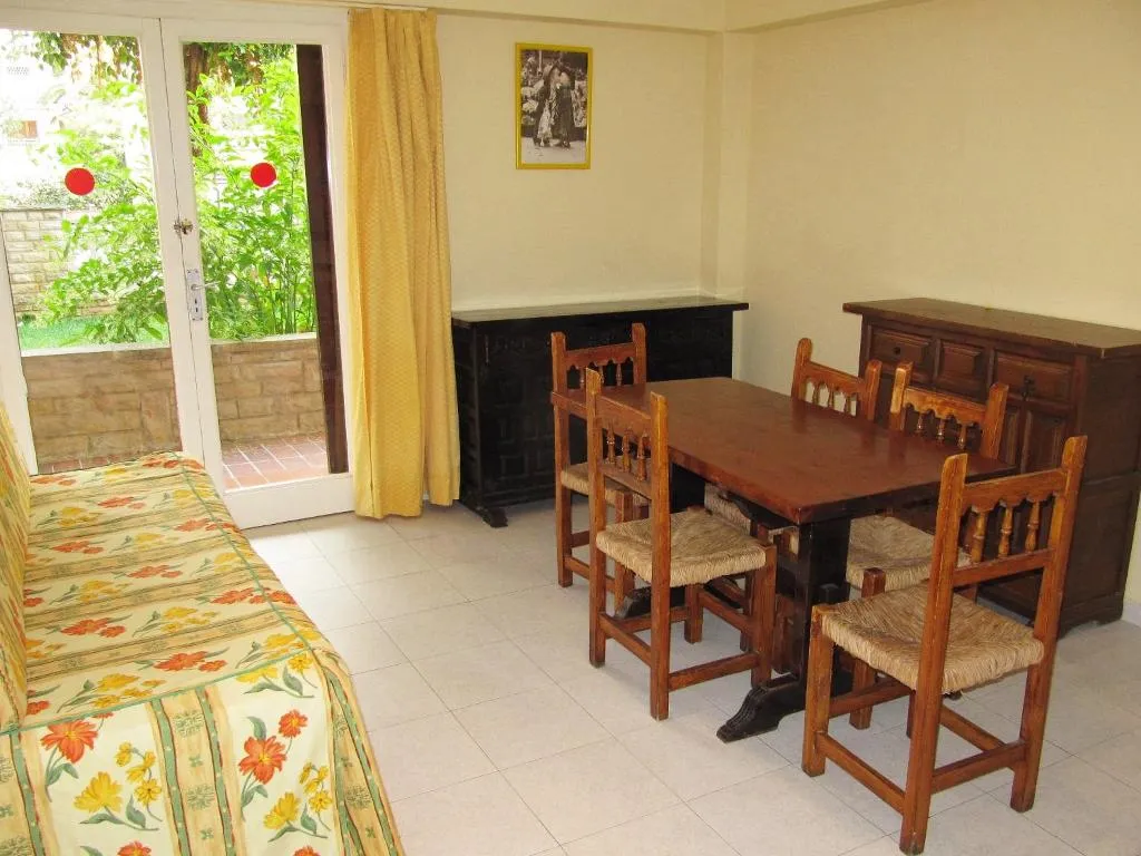 APARTMENT CAPACITY 6 Room, Flandria, Costa Dorada