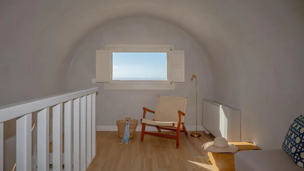 TRIPLE DELUXE SEA VIEW WITH BALCONY Room, Apeiron Blue Santorini - Apeiron Hotels, Santorini