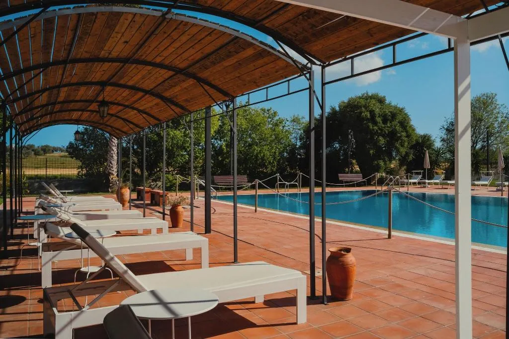 Pool, Villa Giulia Agriturismo, Catania