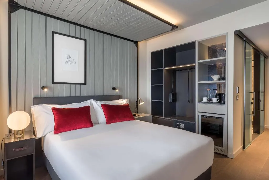 Room, Canopy by Hilton Madrid Castellana, Madrid