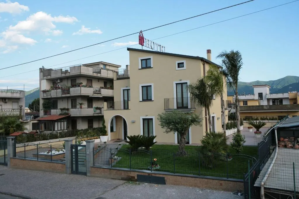 General view, Visagi, Naples