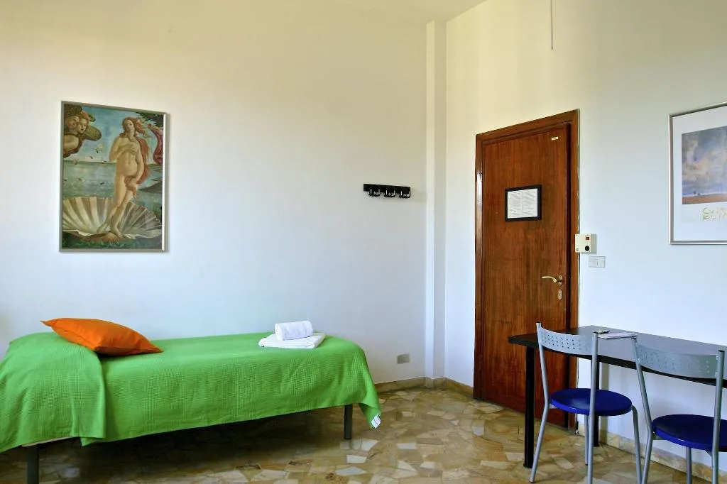 Room, Iris Florentina, Florence