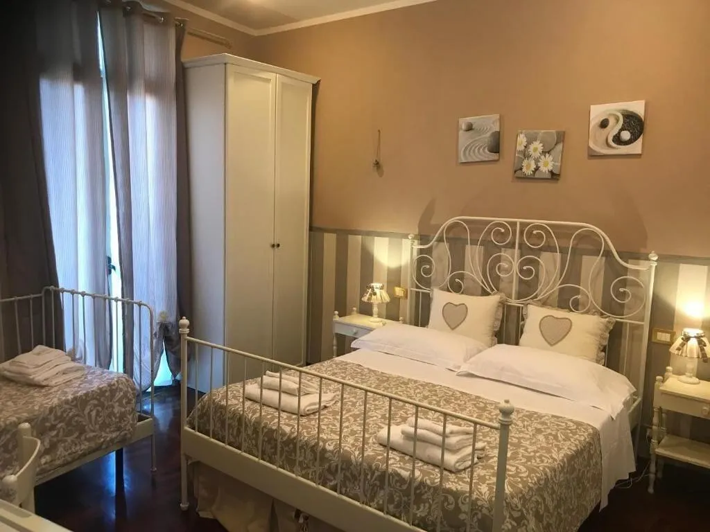 Room, Morgagni House, Rome