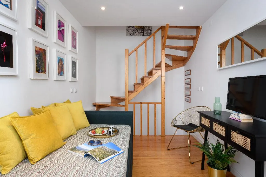 APARTMENT DUPLEX Room, Alfama Yellow House, Lisbon