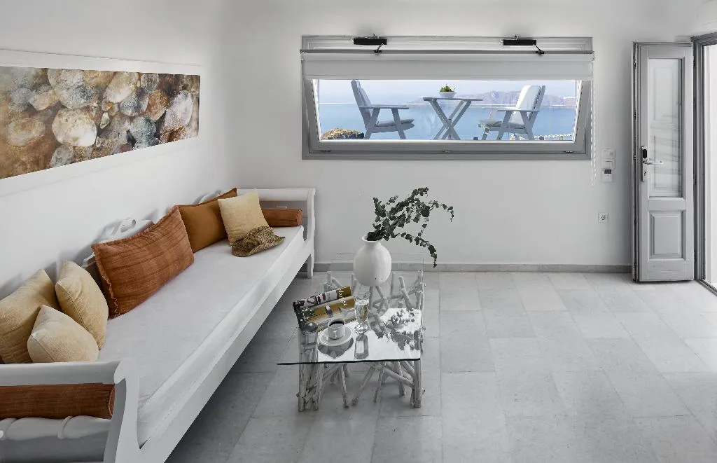 JUNIOR SUITE SUPERIOR Room, Iliovasilema Hotel & Suites, Santorini