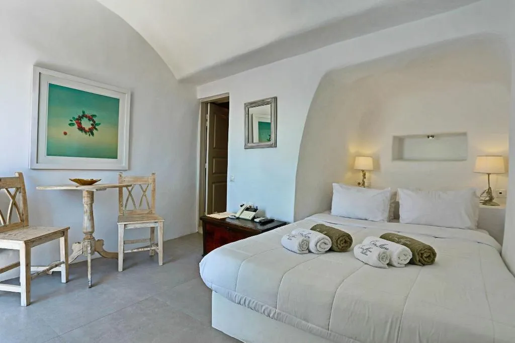 Room, Oia Mare Villas, Santorini