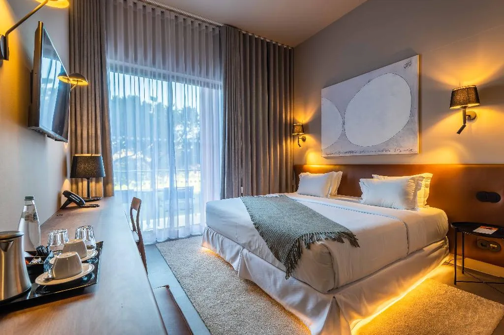 SINGLE SUPERIOR Room, Aqua Pedra dos Bicos Design Beach -Adults Friendly, Algarve