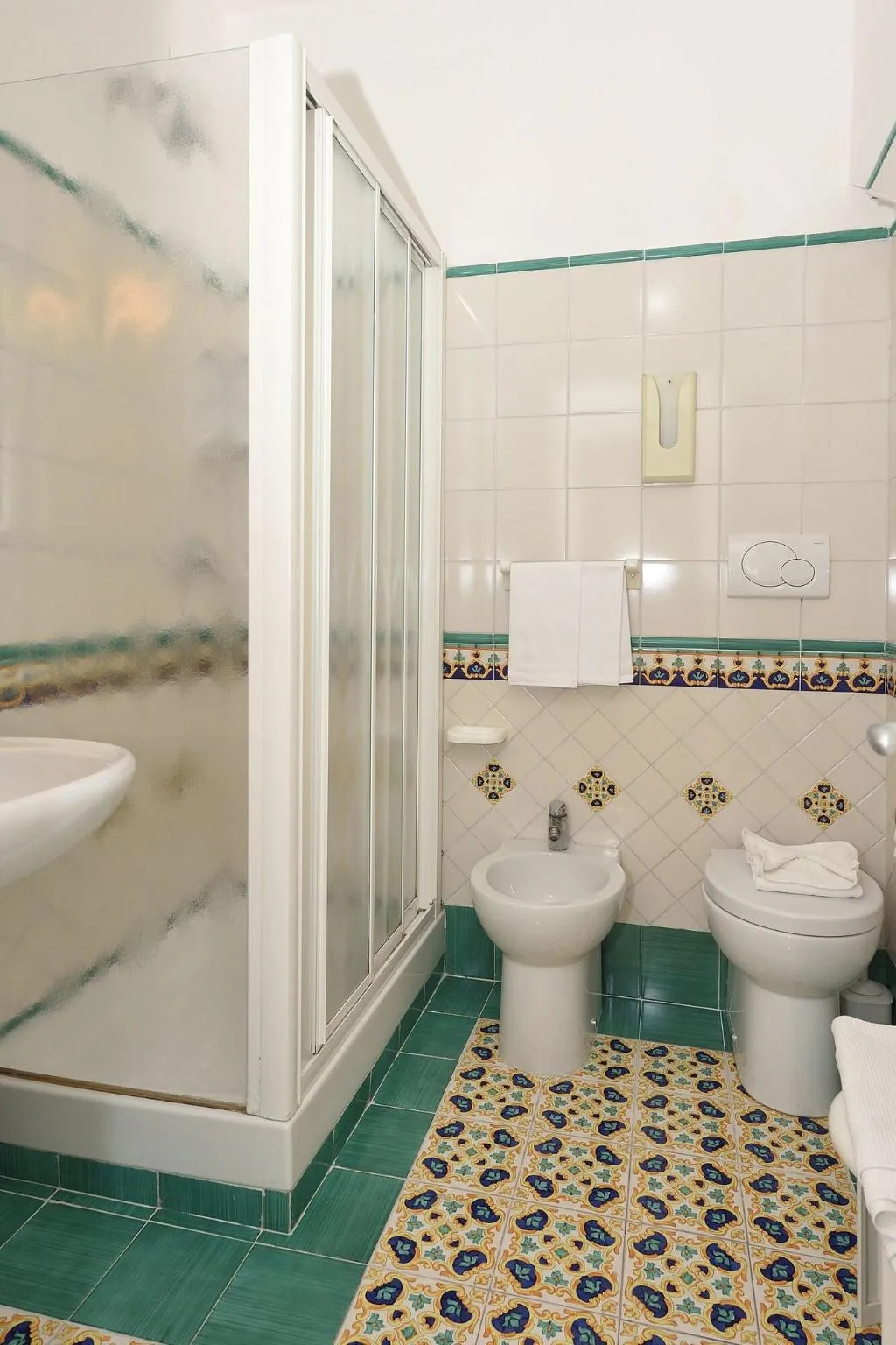 Room, Hotel Settebello, Naples