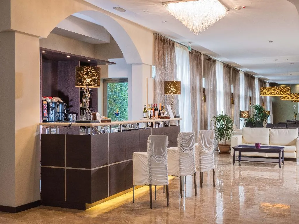 Bar, For You, Olbia