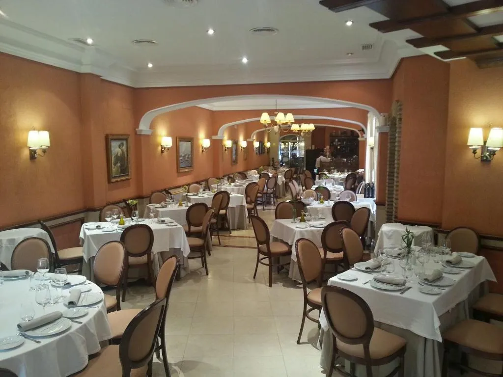 Restaurant, Hotel Manolo Mayo, Seville