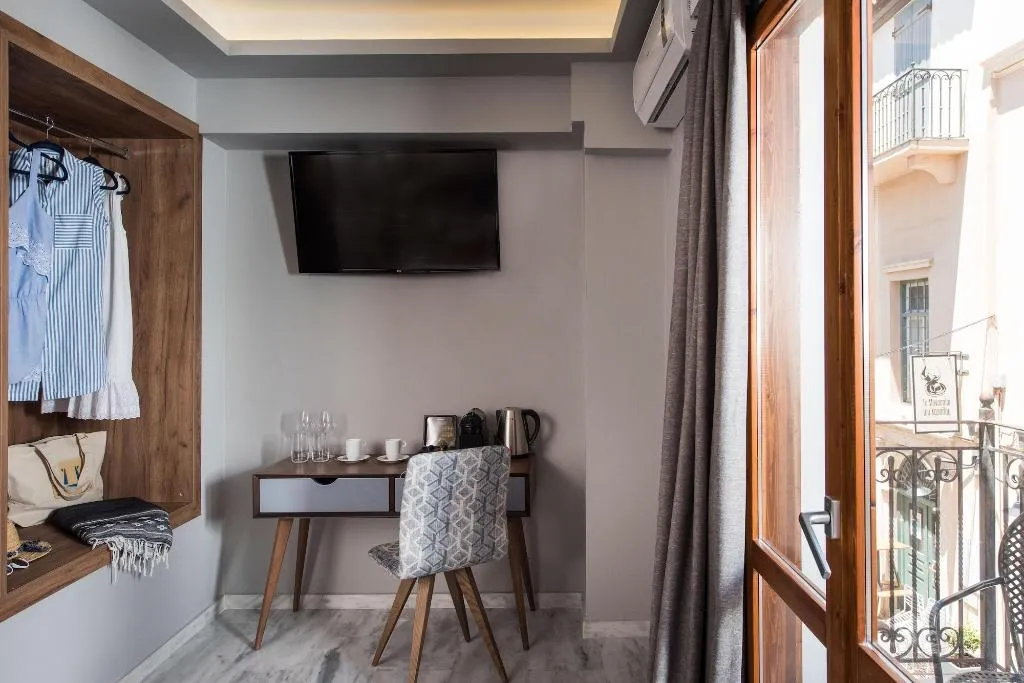 Room, Minaret Suites & Apartments, Crete