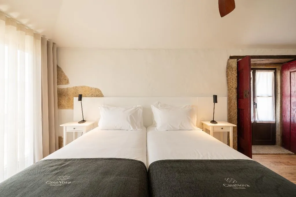 APARTMENT TWO BEDROOMS Room, CasaNova Farmhouse, Porto