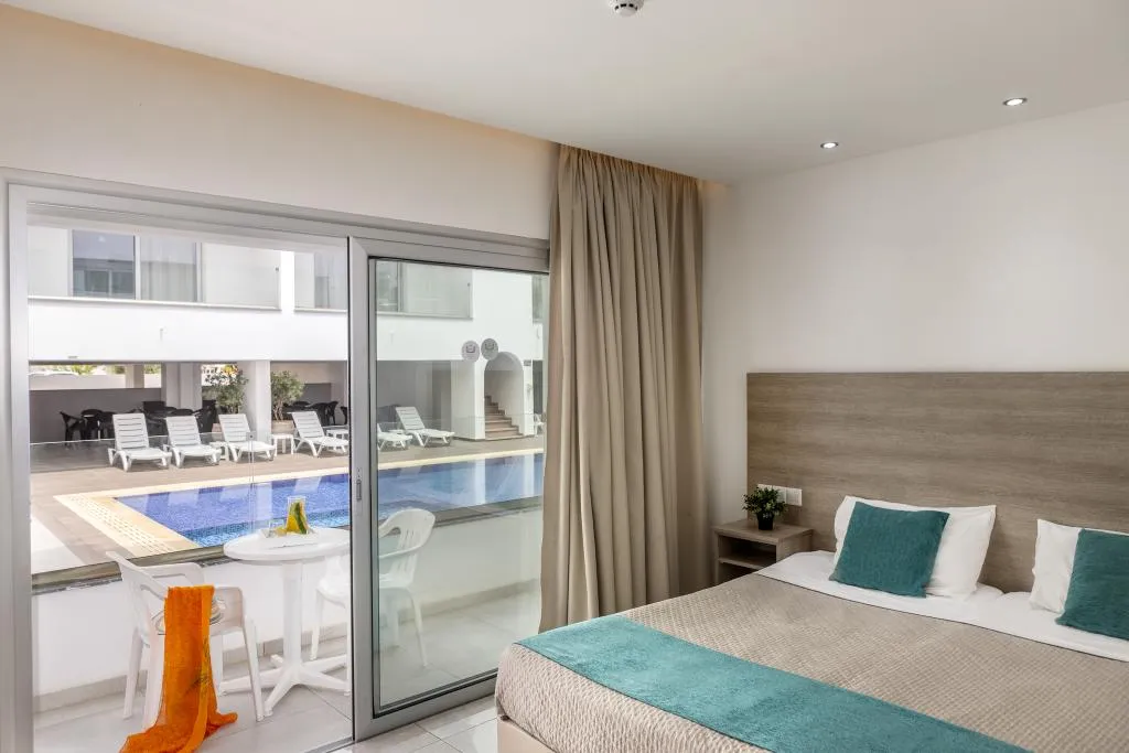SINGLE POOL VIEW Room, Milea Hotel, Cyprus