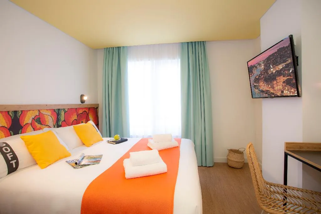 DOUBLE STANDARD Room, Casual Raizes Porto, Porto