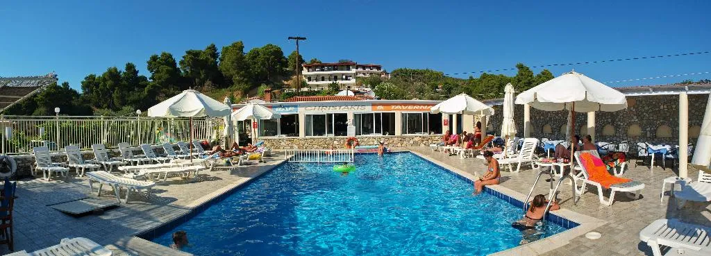 Pool, Christakis Studios, Skiathos