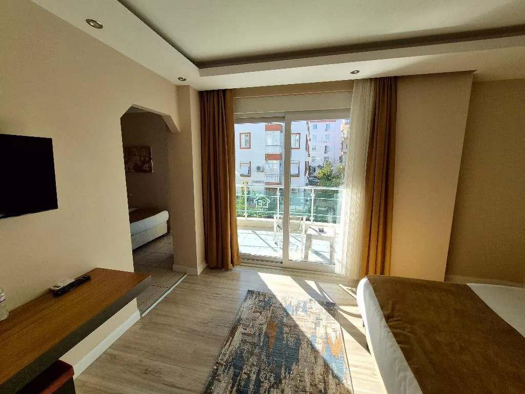 FAMILY ROOM WITH BALCONY Room, Toprak Apart Otel, Antalya