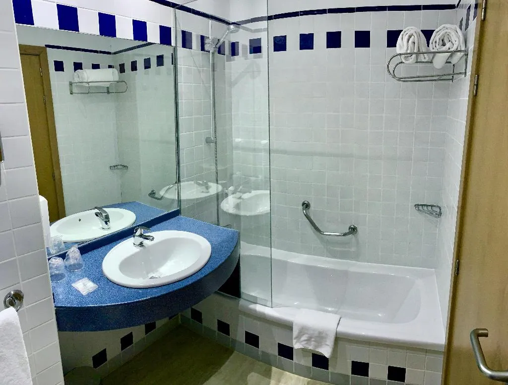 TWIN STANDARD Room, Holiday Inn Express Ciudad de las Ciencias, Valencia