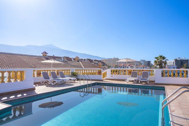 Club Tarahal, Tenerife