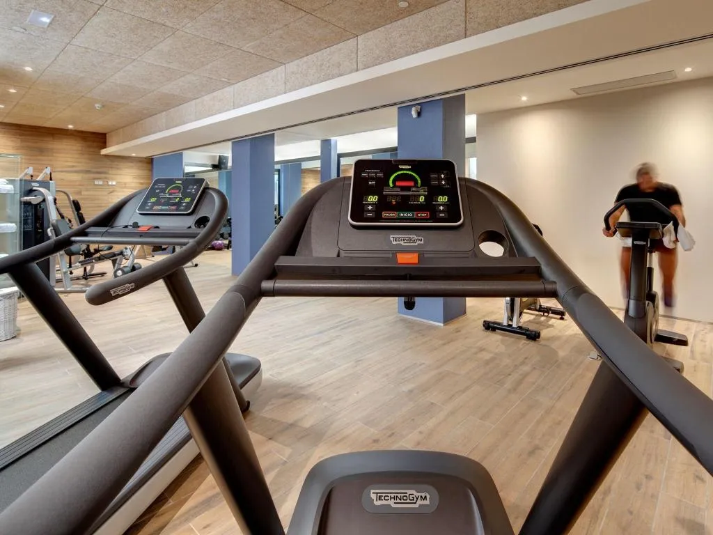 Sports and Entertainment, Amàre Beach Hotel Marbella, Costa Del Sol