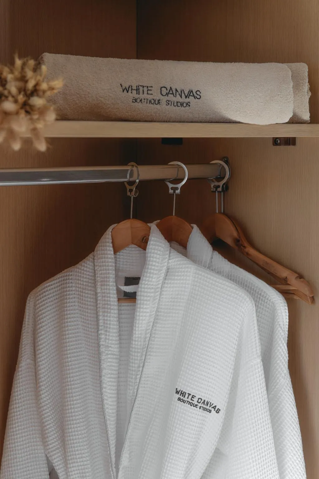 TRIPLE DELUXE WITH TERRACE Room, White Canvas Boutique Studios, Zante