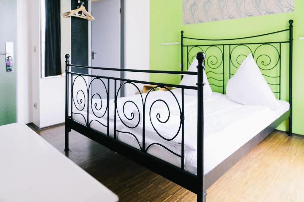 Room, St Christopher's Berlin Mitte, Berlin