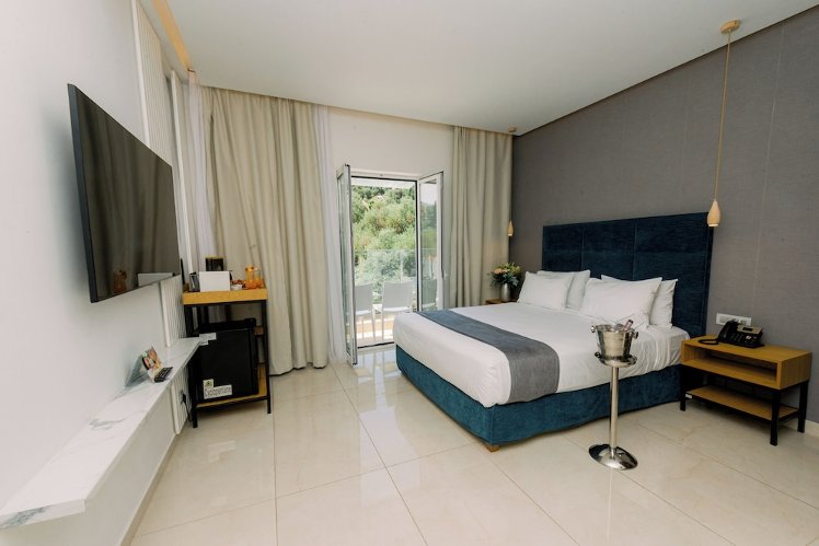 Ray Hotel, Corfu