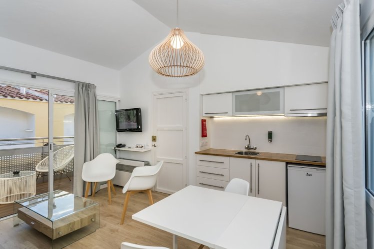 Cales de Ponent Apartamentos, Menorca