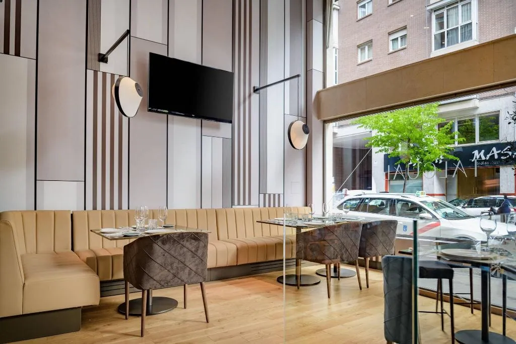 Restaurant, AC Madrid Avenida de America, Madrid