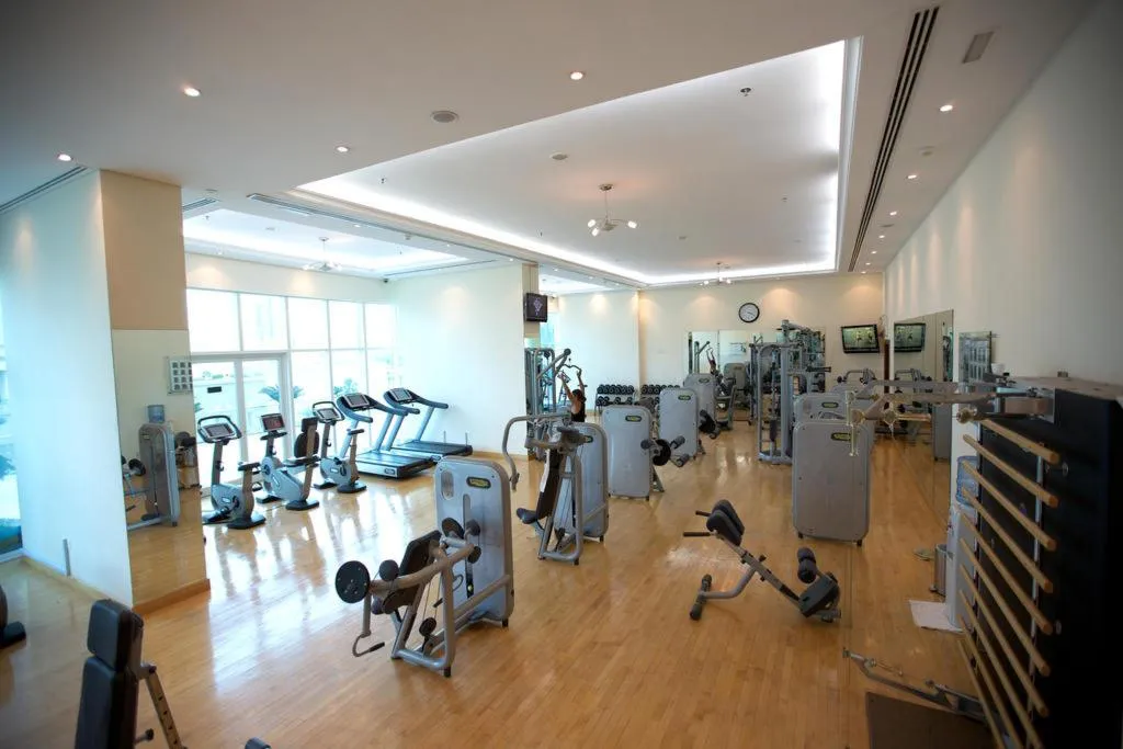Sports and Entertainment, Tamani Marina Hotel and Hotel Apartment, Dubai