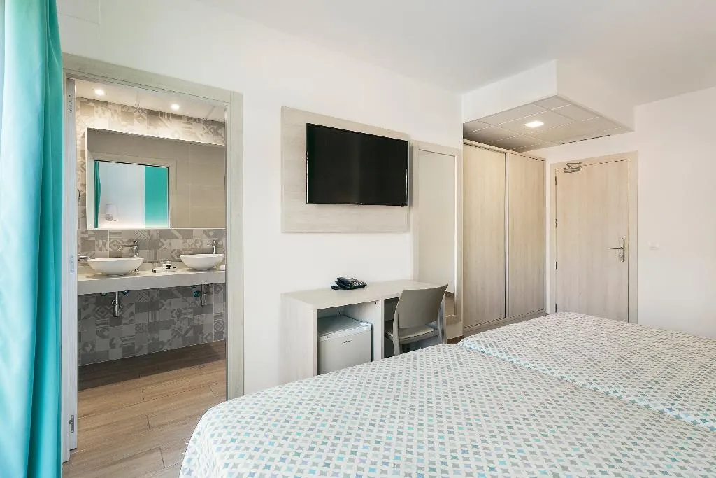 Double or Twin STANDARD Room, Best Lloret Splash, Costa Brava