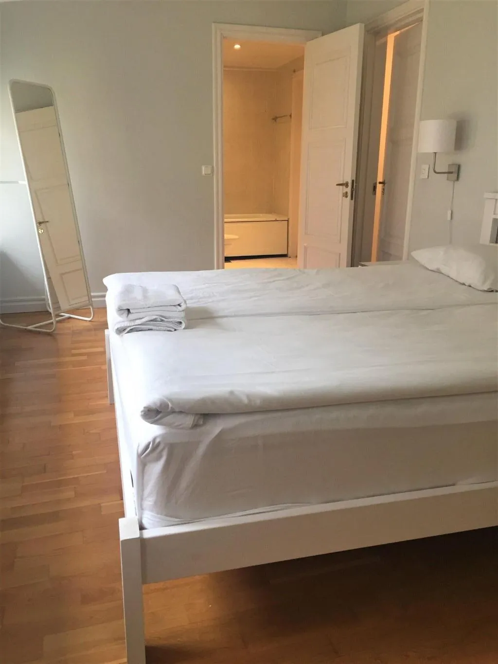 Room, Tallinn Apartments & Rooms - Old Town, Tallinn