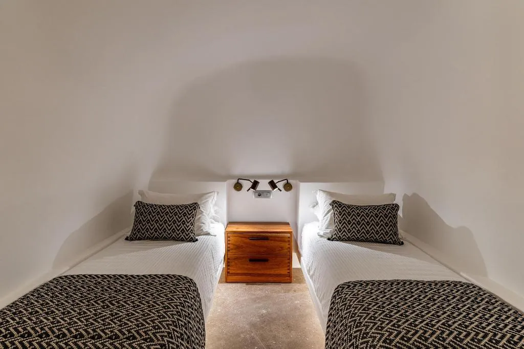 Room, Victoria Caves, Santorini