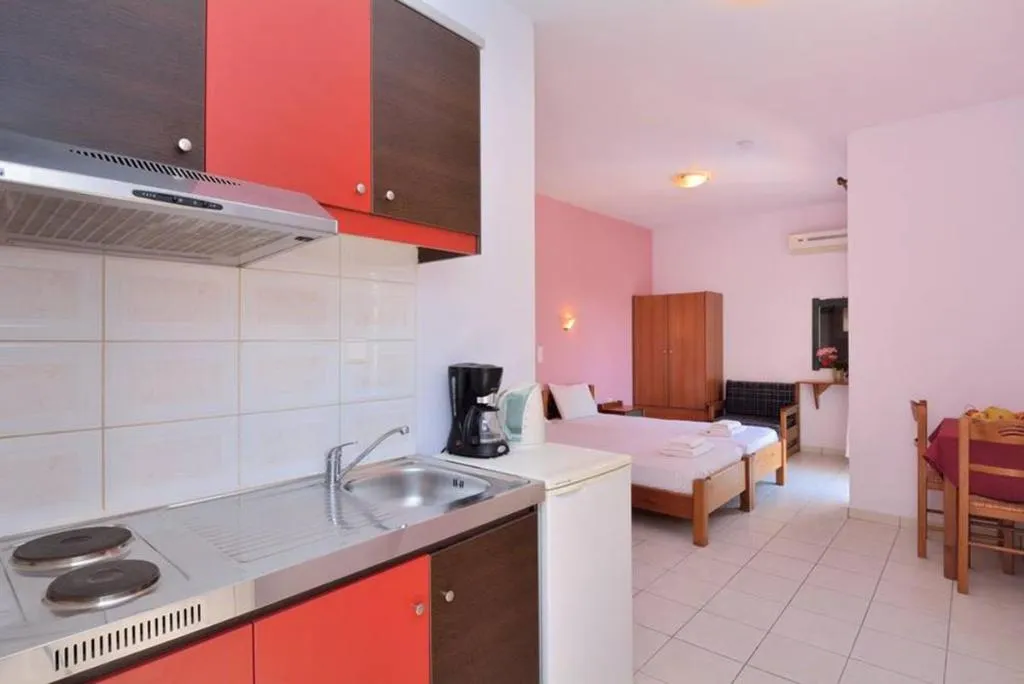 STUDIO CLASSIC Room, Michales Studios And Apartments, Crete