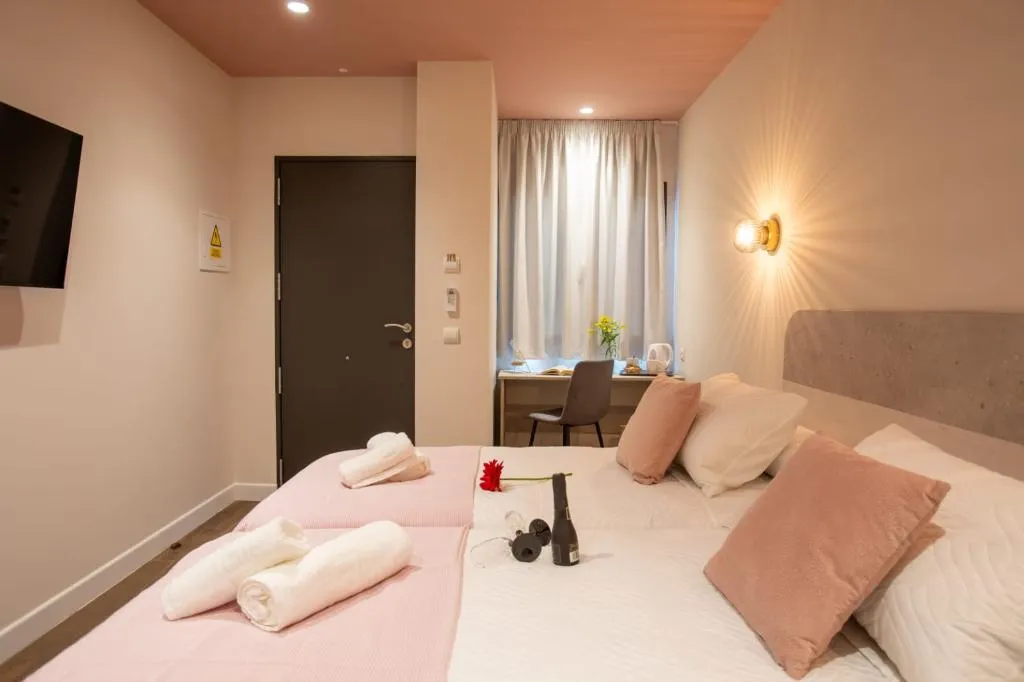 Double or Twin CLASSIC Room, Boutique Rooms Playa Burriana, Costa Del Sol