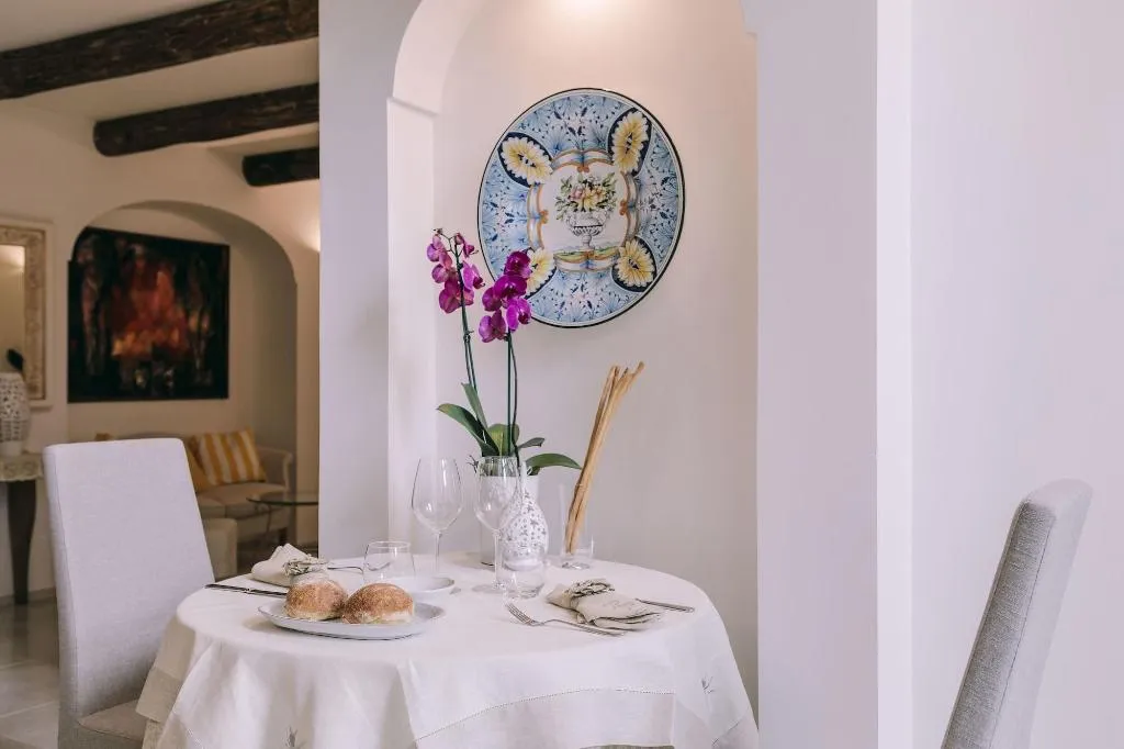 Restaurant, Palazzo Pascal, Naples