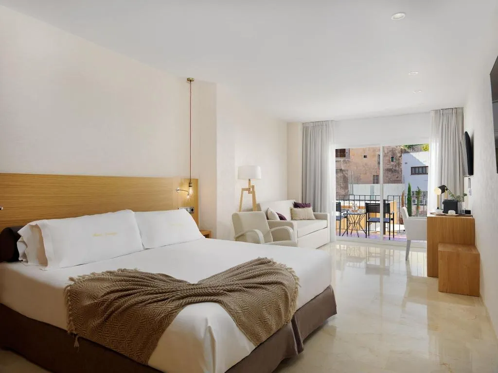 JUNIOR SUITE WITH DOUBLE BED Room, Hotel Saratoga, Majorca