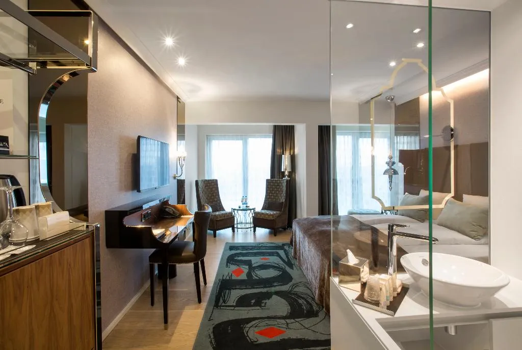 DOUBLE EXECUTIVE Room, Tivoli Hotel, Copenhagen