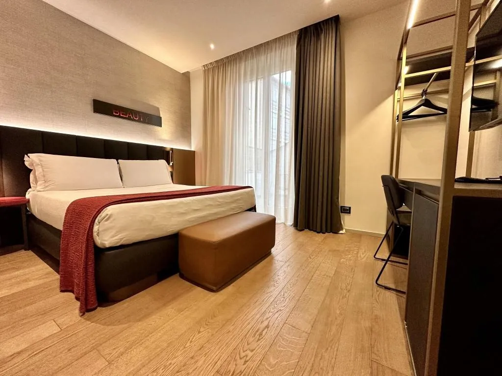 DOUBLE DELUXE WITH TERRACE Room, The Market Urban Hotel, Florence
