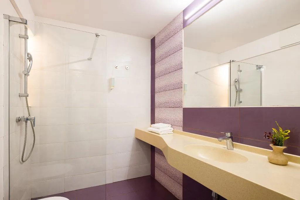 Room SUPERIOR WITH TERRACE Room, Aminess Vival Velaris Resort, Split